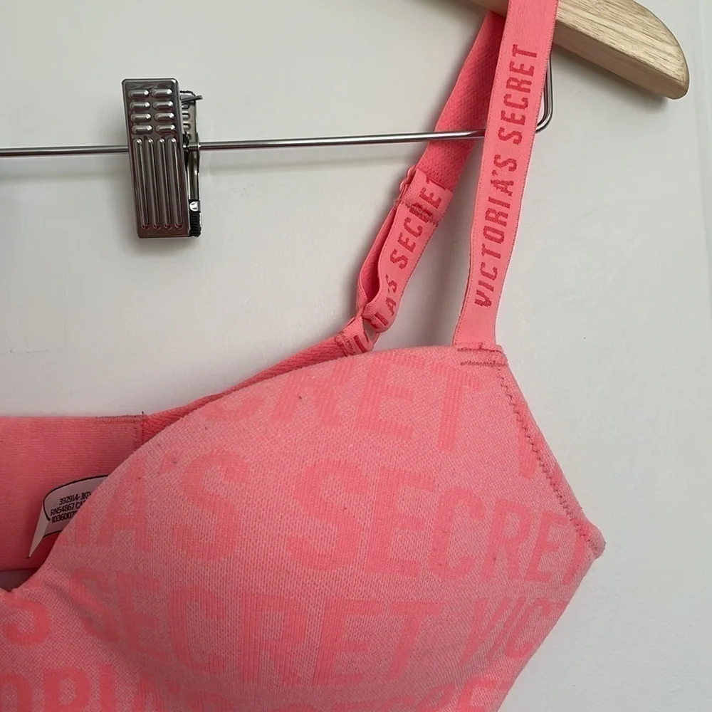 Victoria’s Secret Women’s Padded Sports Bra Orange S